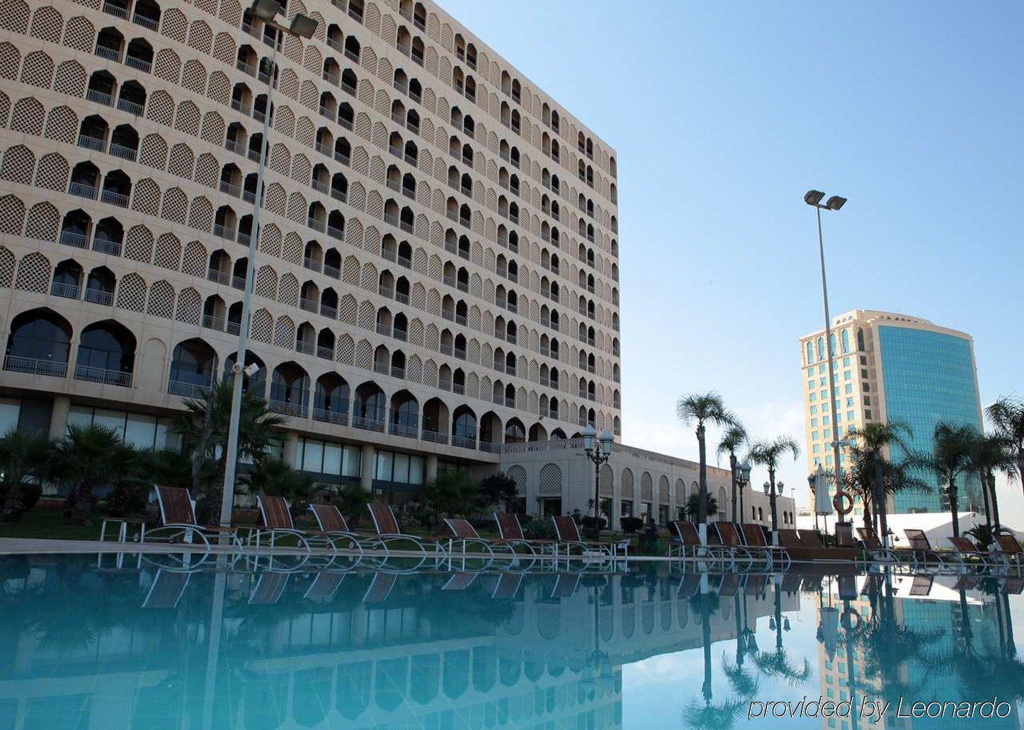 Hilton 5*